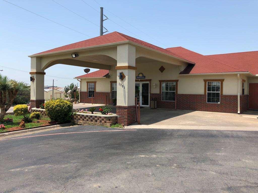 Days Inn By Wyndham Gainesville Esterno foto