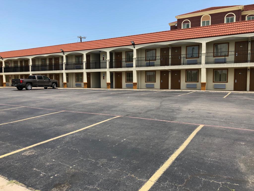 Days Inn By Wyndham Gainesville Esterno foto